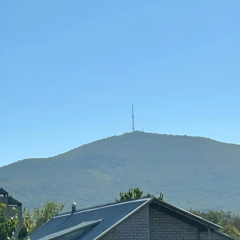 Квартира Уютная просторная Евродвушка с видом на гору - фото 24