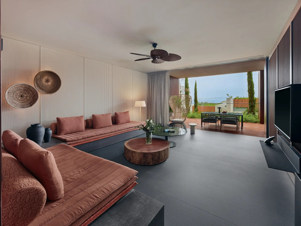 Люкс Land Royal с красивым видом из окна в Maxx Royal Bodrum Hotel