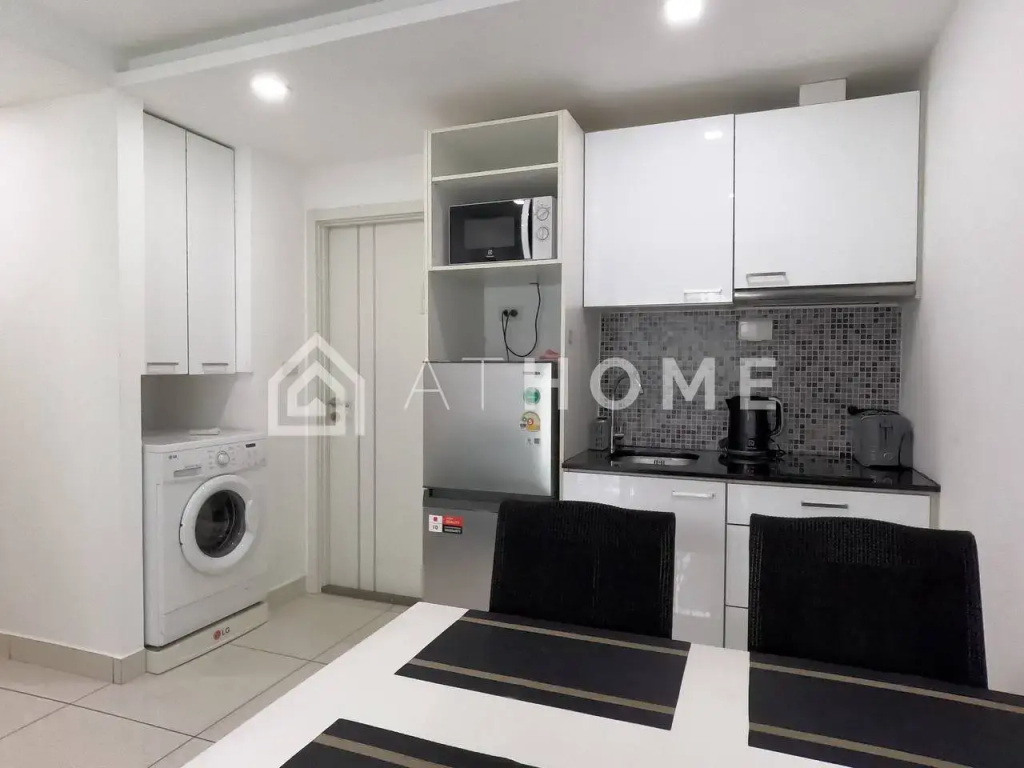 Siam Oriental Plaza 411 Apartments