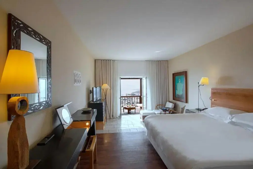 Luxury Double room with balcony and with sea view (full double bed)