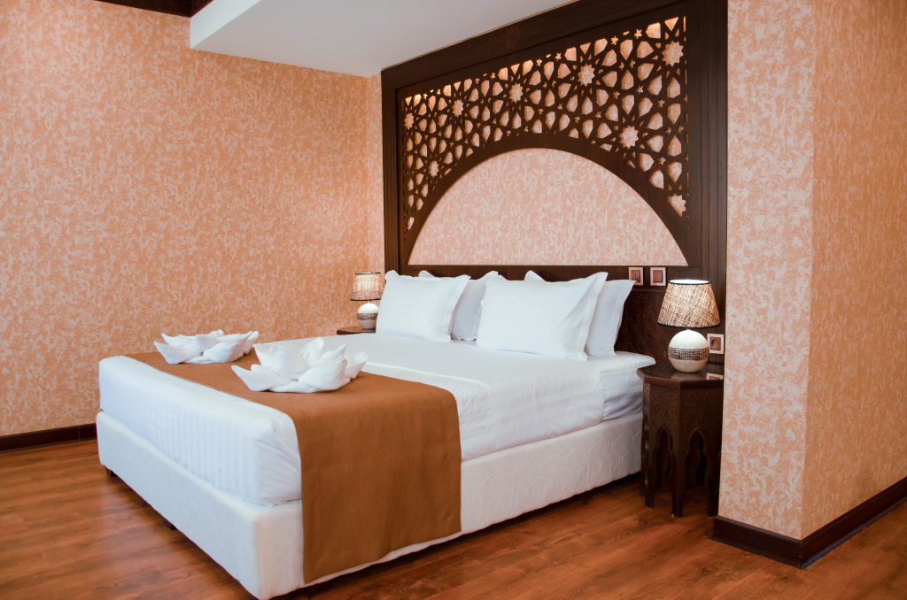 Deluxe Double room with balcony and with view (full double bed)