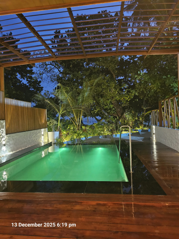 Island Luxury Retreat Maalhos Hotel