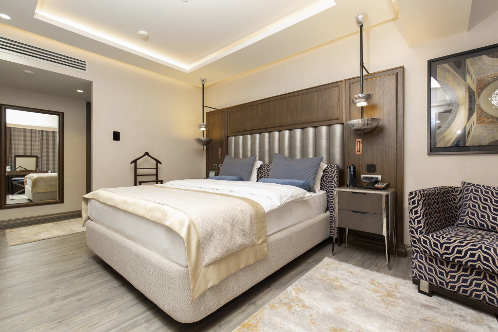 Superior Double room (full double bed)