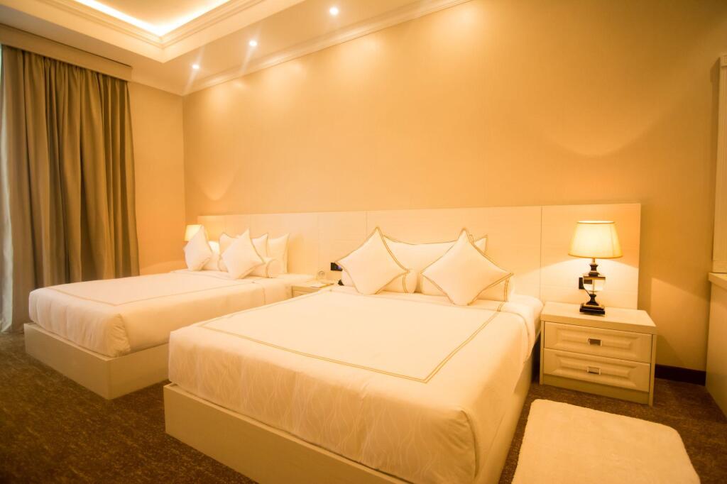 The Golden Crown Hotel