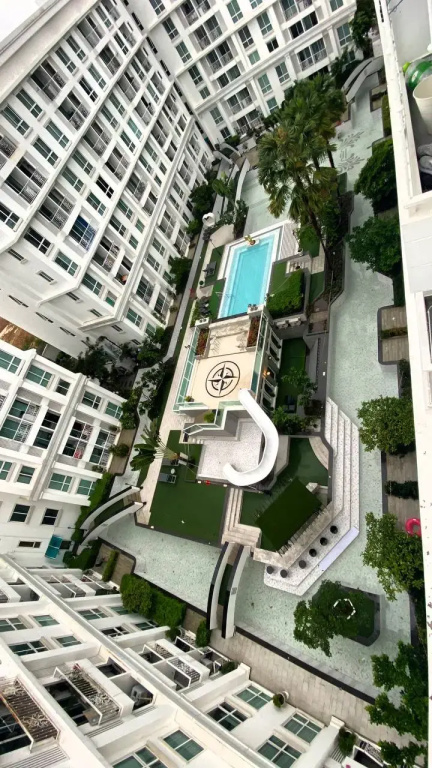 Orient Resort & Spa Jomtien A216 in a private resort near the sea Apartments