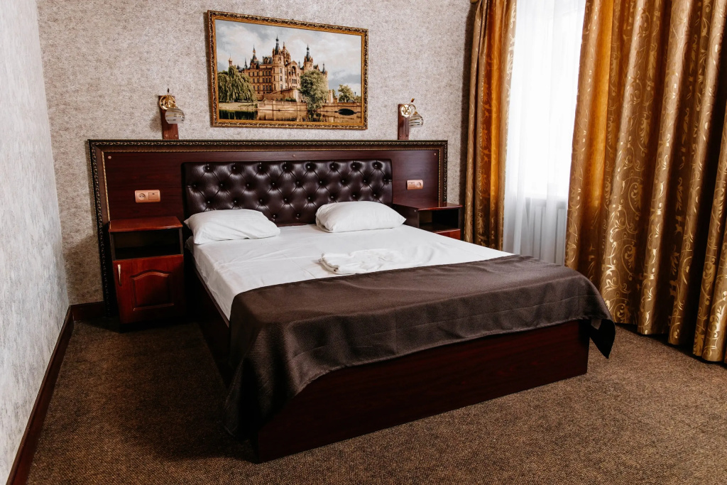 Staryij Rostov Hotel Room Type - Standard Double room full double bed