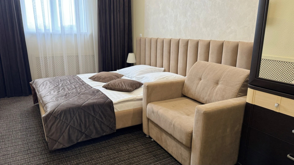 Selestoff Hotel Room Type - Superior Novation with Extra Bed Double room full double bed