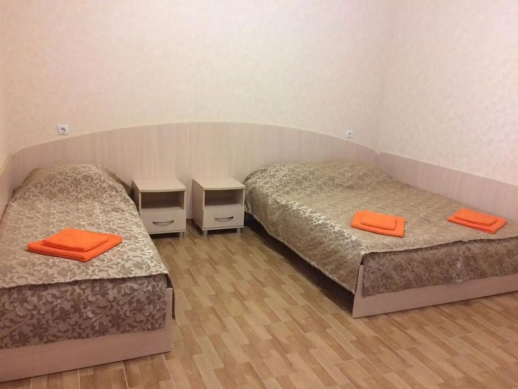 Standard Triple room with view
