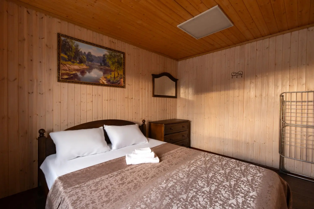 Standard Triple room with view