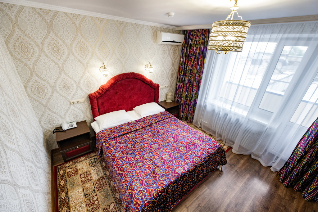 Novorossiysk hotel Room Type - 2 Bedrooms Big Double Suite with balcony full double bed
