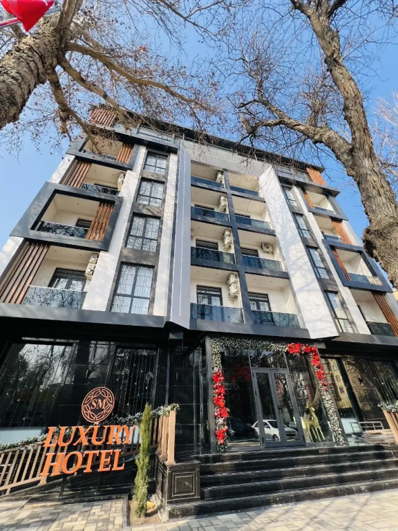 Отель SM Luxury Hotel — фото