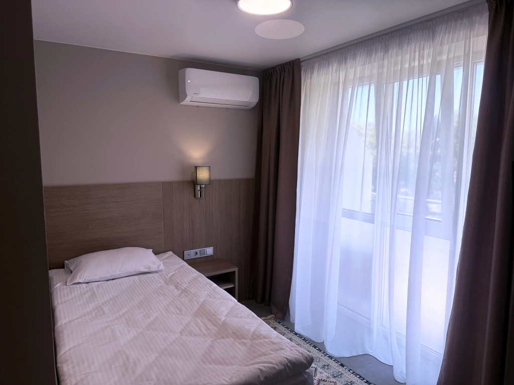 Magnoliya Hotel Room Type - Superior Single room with balcony