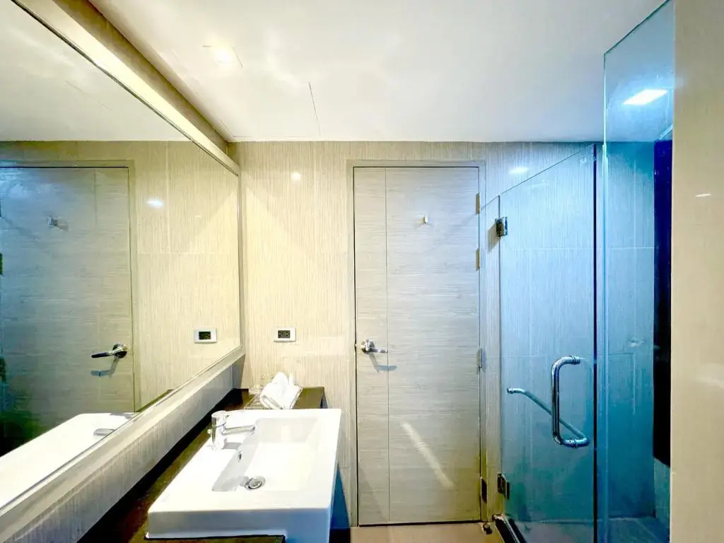 Ramada Sukhumvit Soi Eleven (Ramada Graand Swiss Sukhumvit 11) - Général