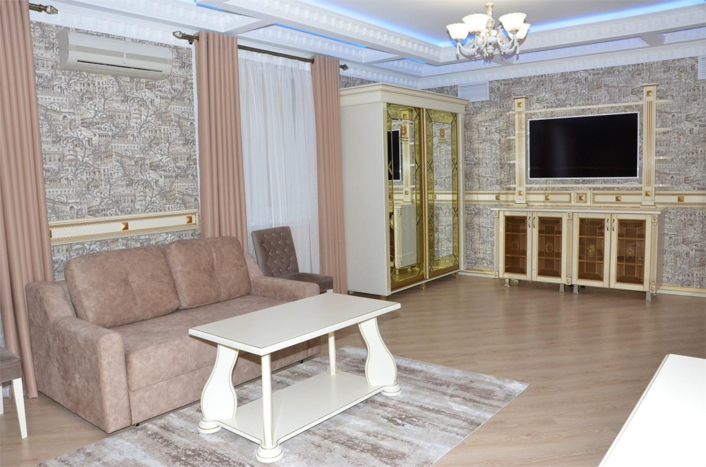 Double Family Suite (full double bed)