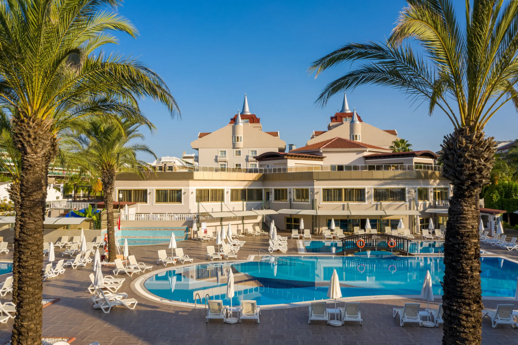 Aydinbey Famous Resort - Ultra All Inclusive - фото 2