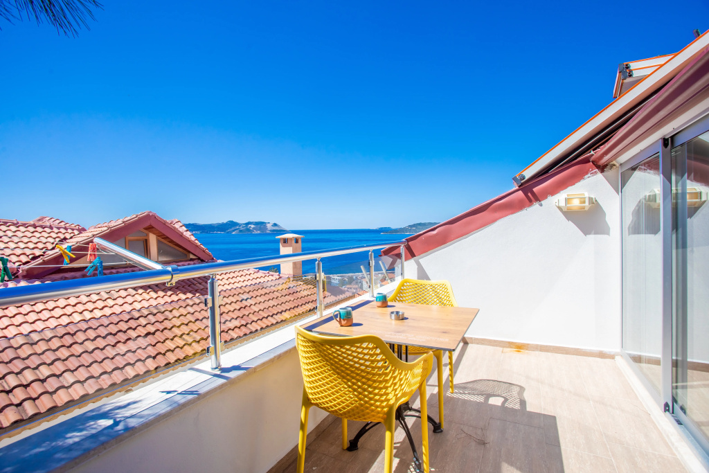 No. 501 - Bella 1+1 Double room with balcony and with partial sea view (full double bed)