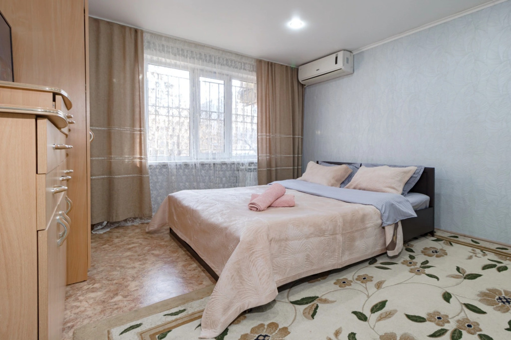 Апартаменты c 1 комнатой с балконом в Черноярская жемчужина