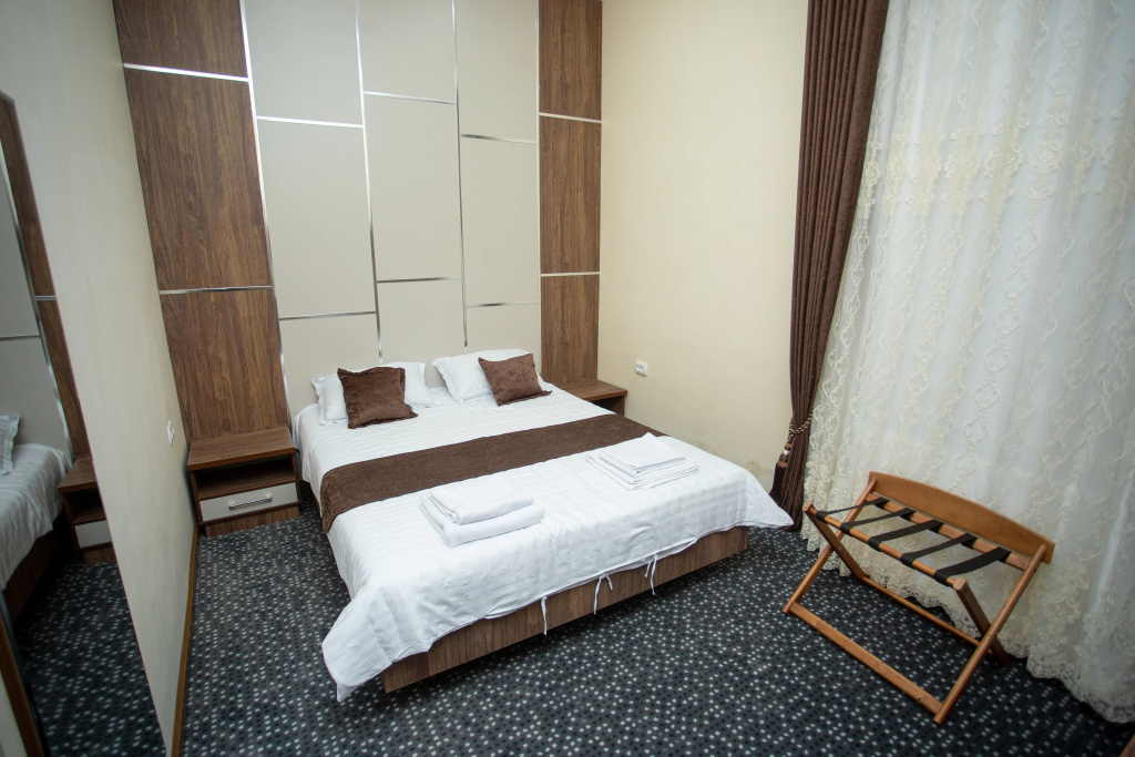 Classic Double room with view (full double bed)
