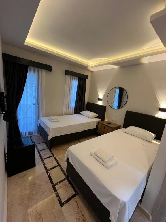Standard Double room with balcony (twin beds)
