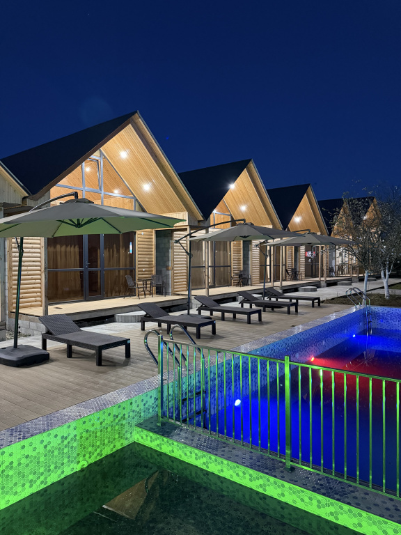Курортный отель Akhan Resort Gagra - Виллы у реки с видом на горы возле моря — фото 2