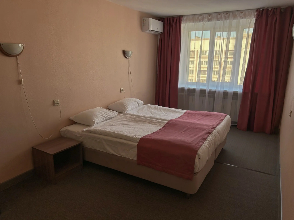 Turist Hotel Room Type - Superior Double room with balcony full double bed