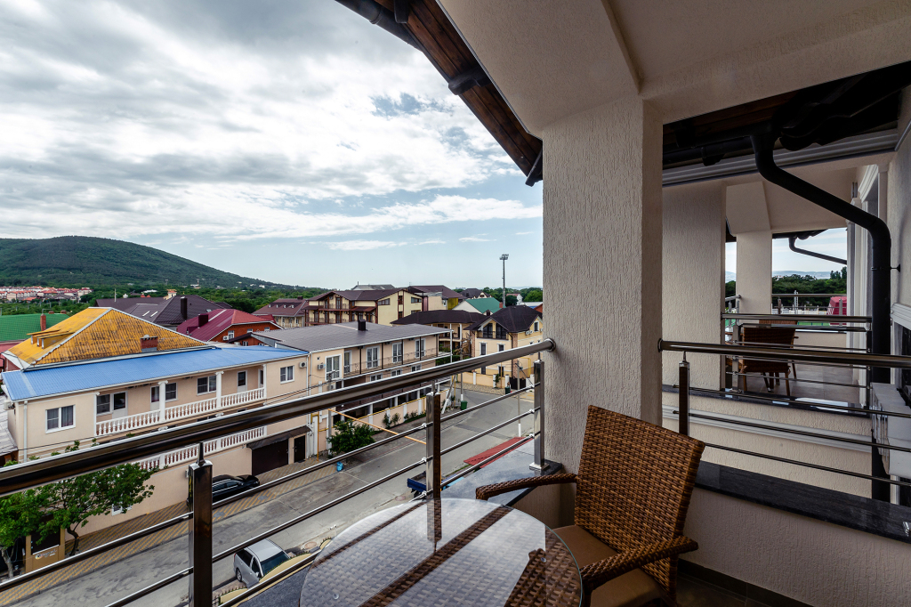 Двухместный номер Superior с балконом