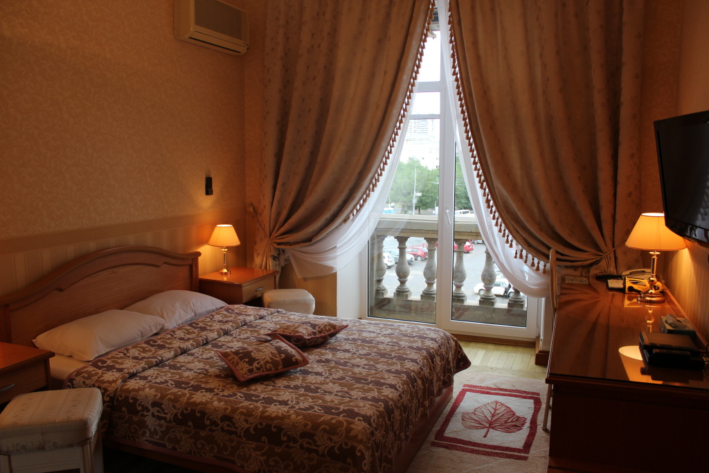 Inturist Hotel Room Type - Comfort Double room full double bed