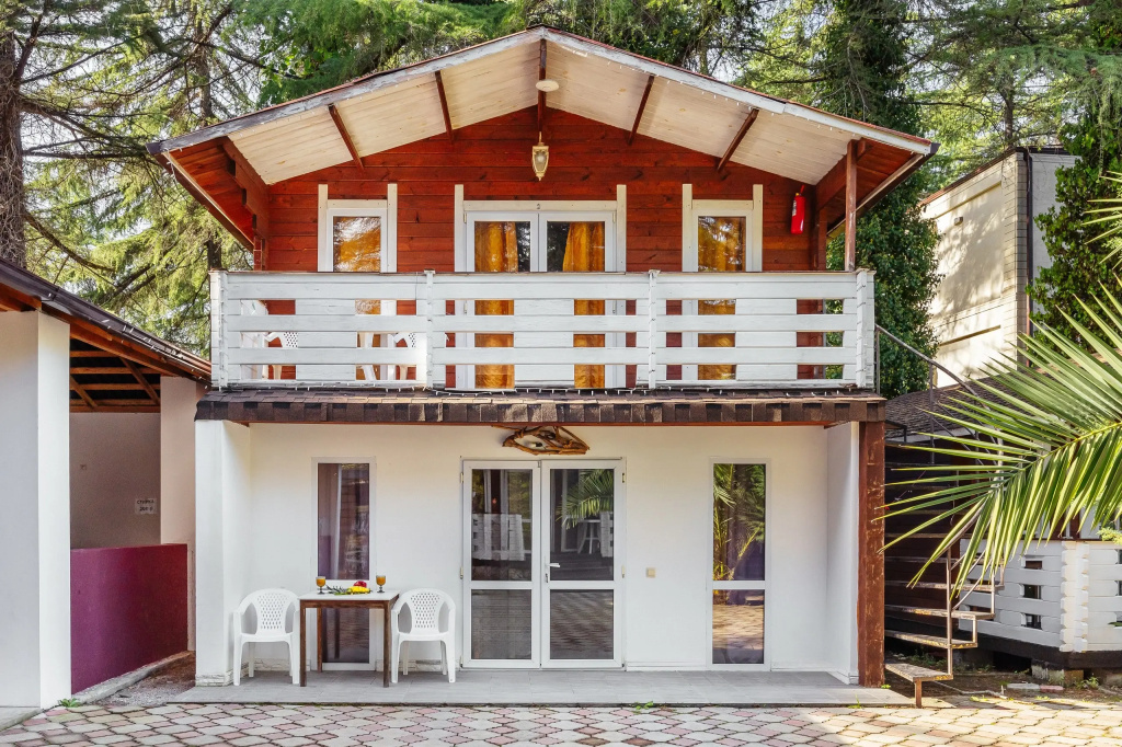 Hotel Eco House Pitiunt Resort