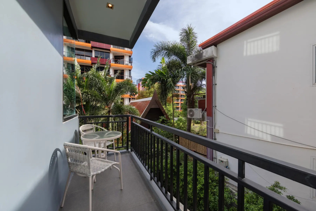 Modern Studio at Relife 2 min to Nai Harn Beach Apartments