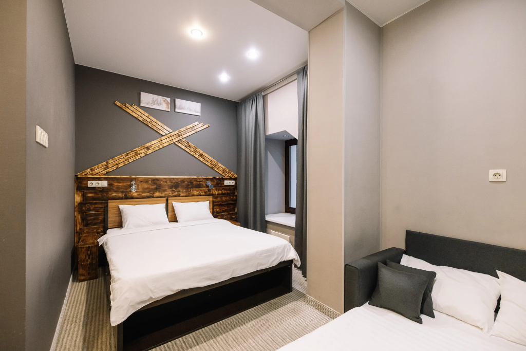 Superior Double room (full double bed)