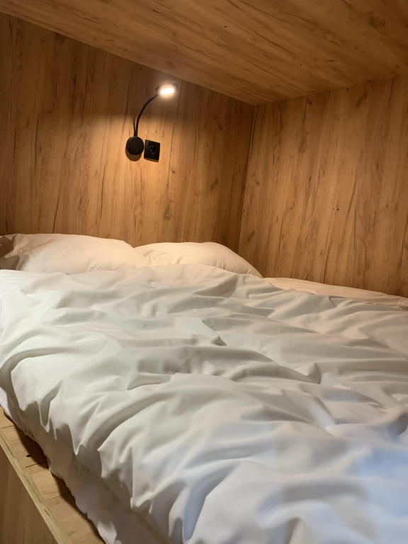 Foks Hostel Room Type - Upper Double Capsule full double bed