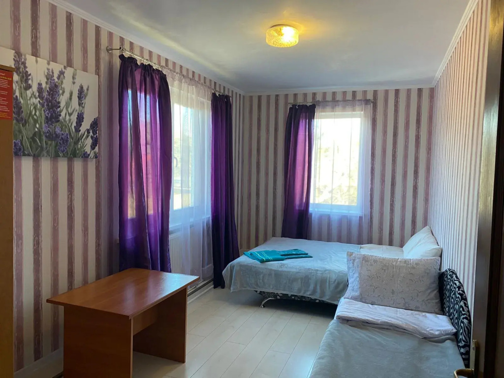 Трёхместный номер Standard в Здоровье