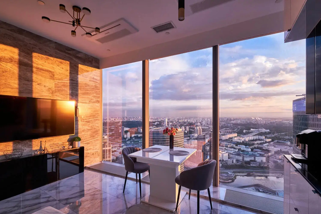 Апартаменты Sky City Moscow 80 этаж Вид на МГУ, Лужники, Парк победы, Воробьевы горы! Уникальный вид! — фото
