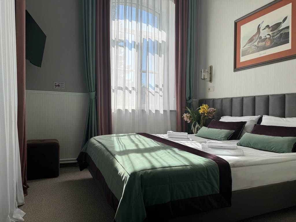 Bianki Hotel Room Type - Standard Double room full double bed