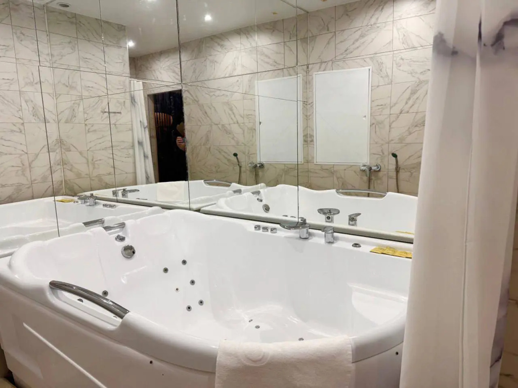 Отель Отель Room Room в Москве