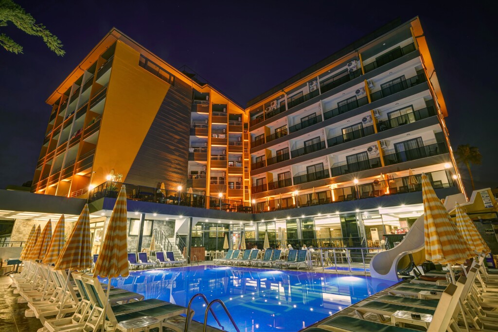Arsi paradise beach hotel 4. Arsi paradise beach hotel 4 алания. Arsi hotel 4 турция аланья. Клеопатра арси отель 4. Monart city 4 турция аланья.