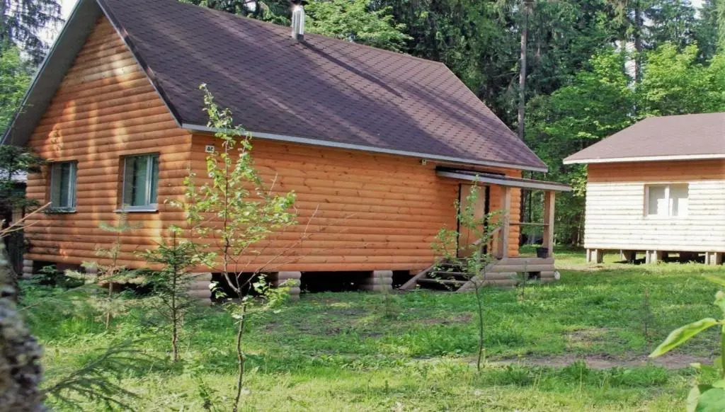 Шестиместный коттедж с 4 комнатами с красивым видом из окна в Нептун-2