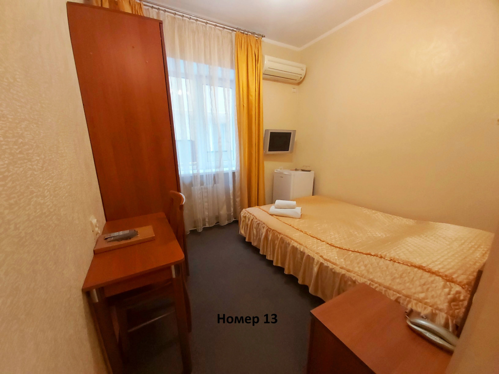 Economy Double room (full double bed)
