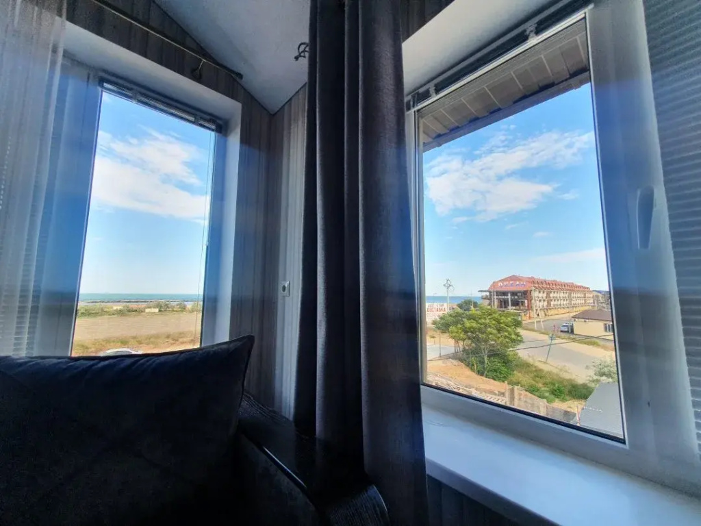 2 Bedrooms Suite with view