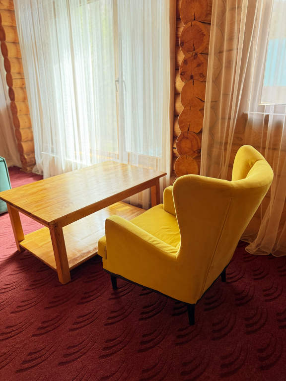 Двухместный люкс с красивым видом из окна двуспальная кровать в Легенда