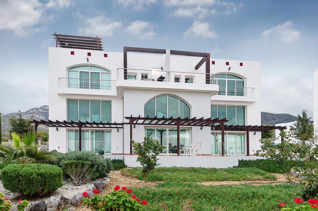 JOYA Apartments