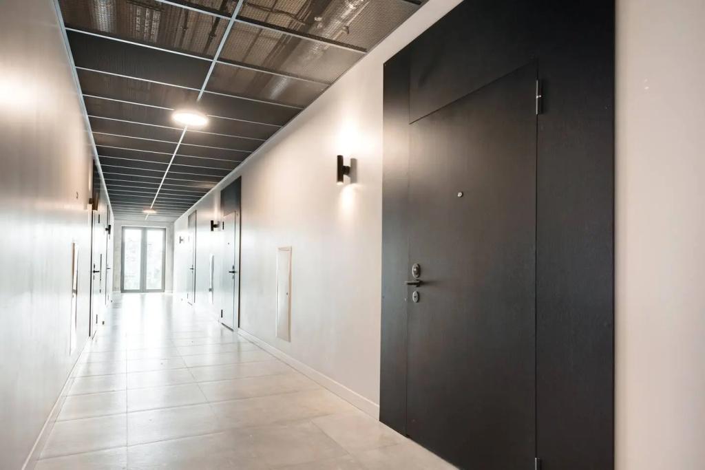 Lobby & Reception