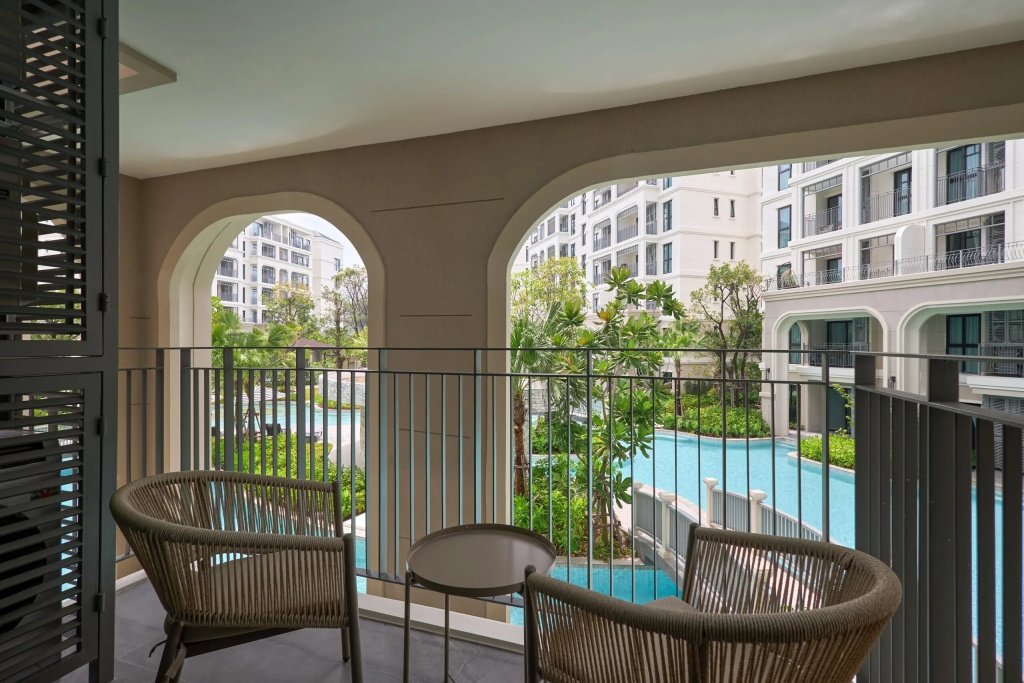 Title Legendary 2 Bedroom I207 Apartments