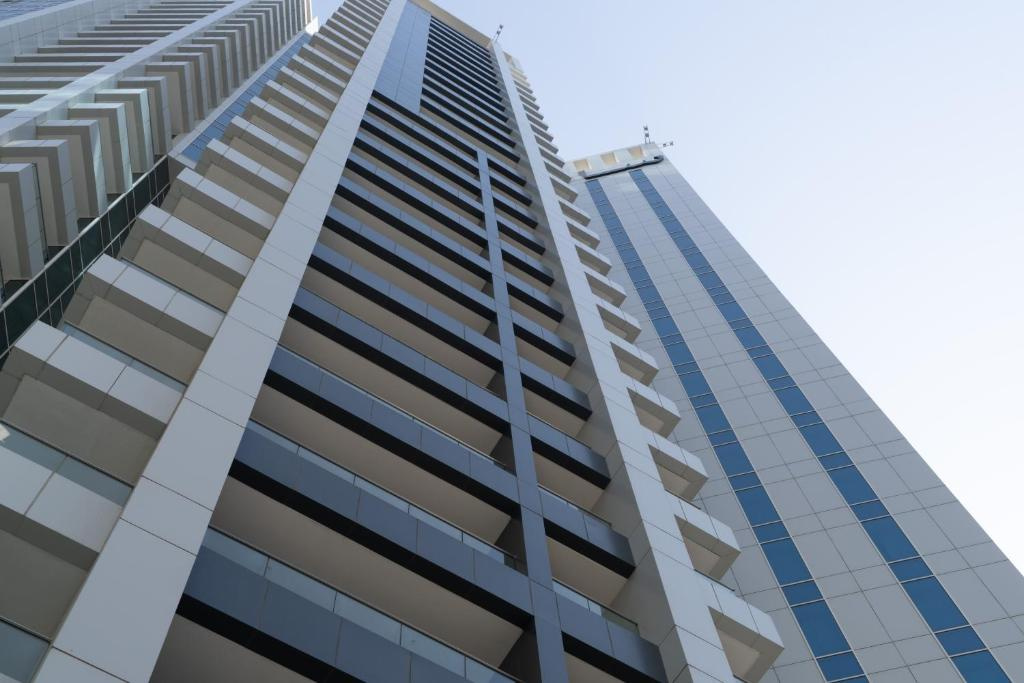 Hotel Aura Suites Downtown