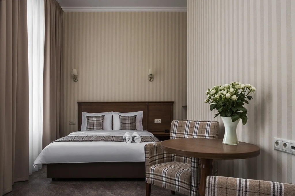 Superior Double room (full double bed)