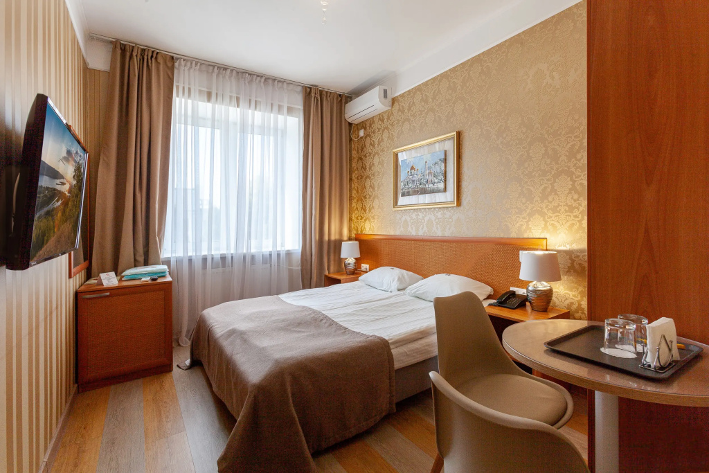 Moya Glinka Room Type - Standard Double room with view full double bed