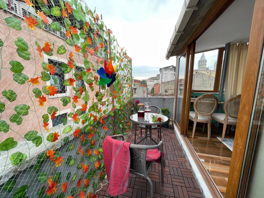 1 Bedroom Apartment At Galata Istanbul With Shared Rooftop Apartments
