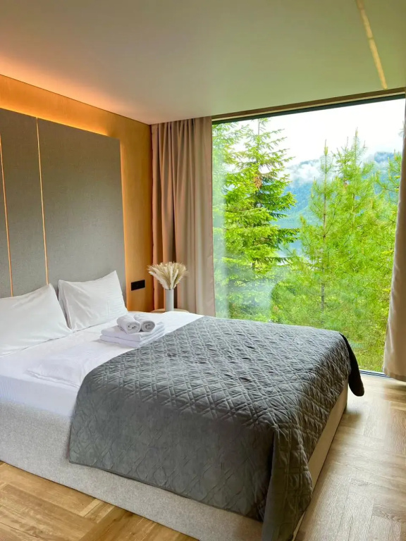Double Junior Suite with view (full double bed)