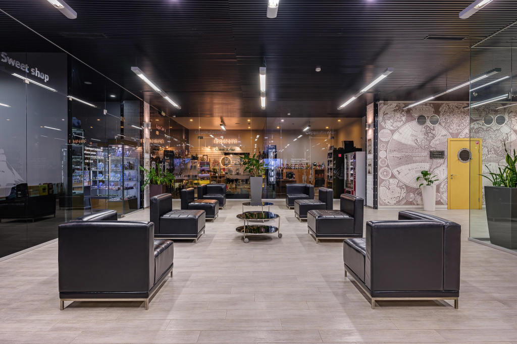 Lobby & Reception