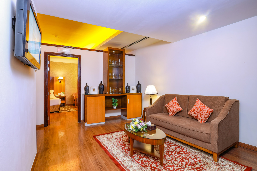 Lobby & Reception